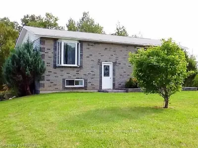 1627 Hwy 654, Wasi Road W, Callander, On P0h 1h0