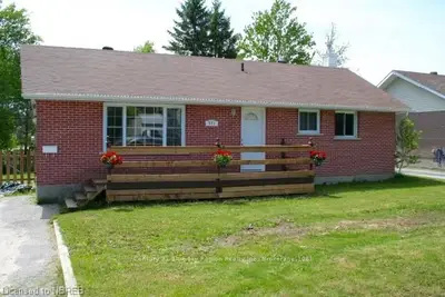 771 Aberdeen Avenue, North Bay, On P1b 7h8