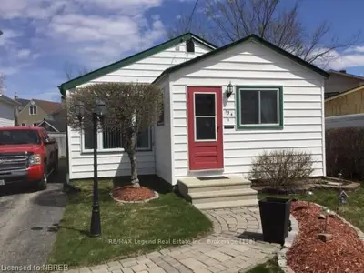 134 Sixth Avenue W, North Bay, On P1b 3p2