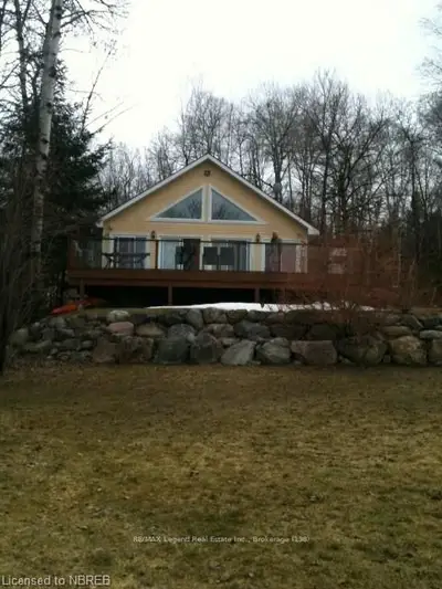 510 A Peninsula Road, North Bay, On P1b 8g4