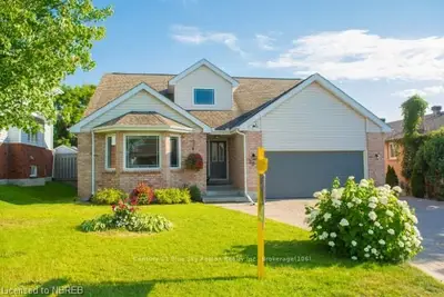 353 Maplewood Avenue, North Bay, On P1b 9h3