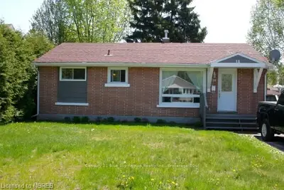 18 Cartwright Avenue, North Bay, On P1a 1h9