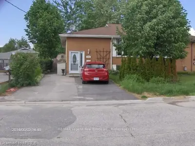 578 Maplewood Avenue, North Bay, On P1b 8s5