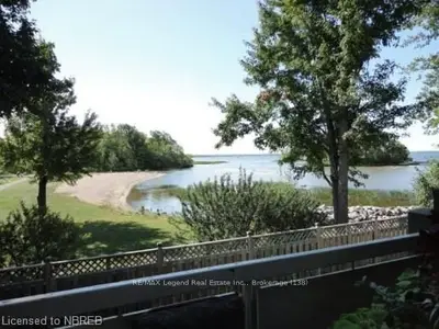 1205 Premier Road 4, North Bay, On P1a 2j3