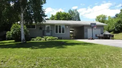 1436 Village Road, East Ferris, On P0h 1b0