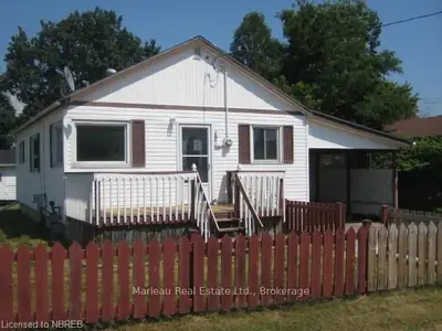 1208 Mcleod Street, North Bay, On P1b 5t7