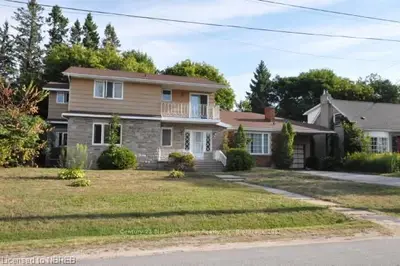 652 Scollard Avenue, North Bay, On P1b 5a1
