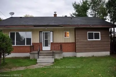 266 Lee Avenue, North Bay, On P1a 2k8