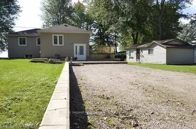 678 Lac Deux Milles Road, West Nipissing, On P2b 2x4
