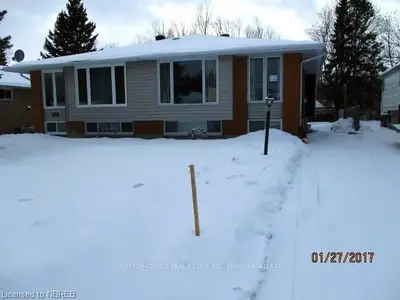 1119 Vanier Street, North Bay, On P1b 6a6