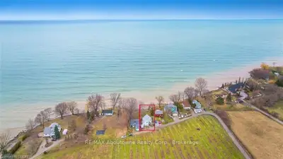 4 FIRELANE 10 Road, Niagara-on-the-Lake, ON L0S 1J0