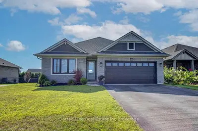 3 Nancy Court, Tillsonburg, On N4g 0g3