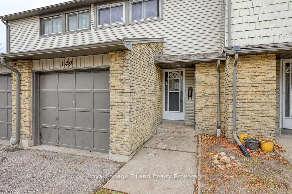 Condo Townhouse in London South