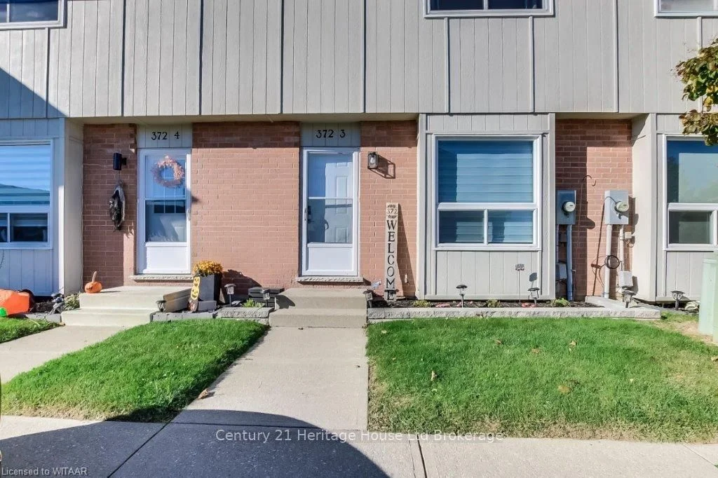 Condo Townhouse in Woodstock