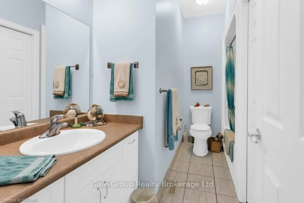 450 LAKEVIEW Drive 10, Woodstock, ON N4T 1V6