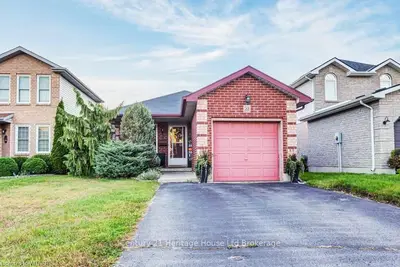 22 Kara Lane, Tillsonburg, On N4g 5m3