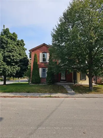 Detached in Woodstock