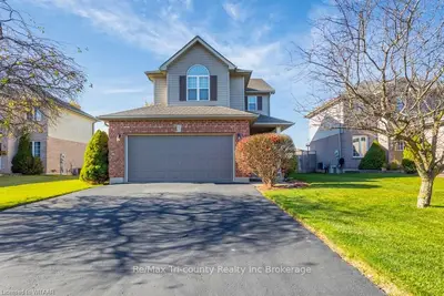 Detached in Tillsonburg