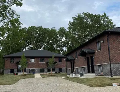 Condo Apartment in Woodstock