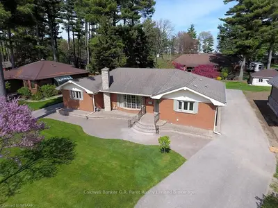 687 James Street, Norfolk, On N4b 2c6