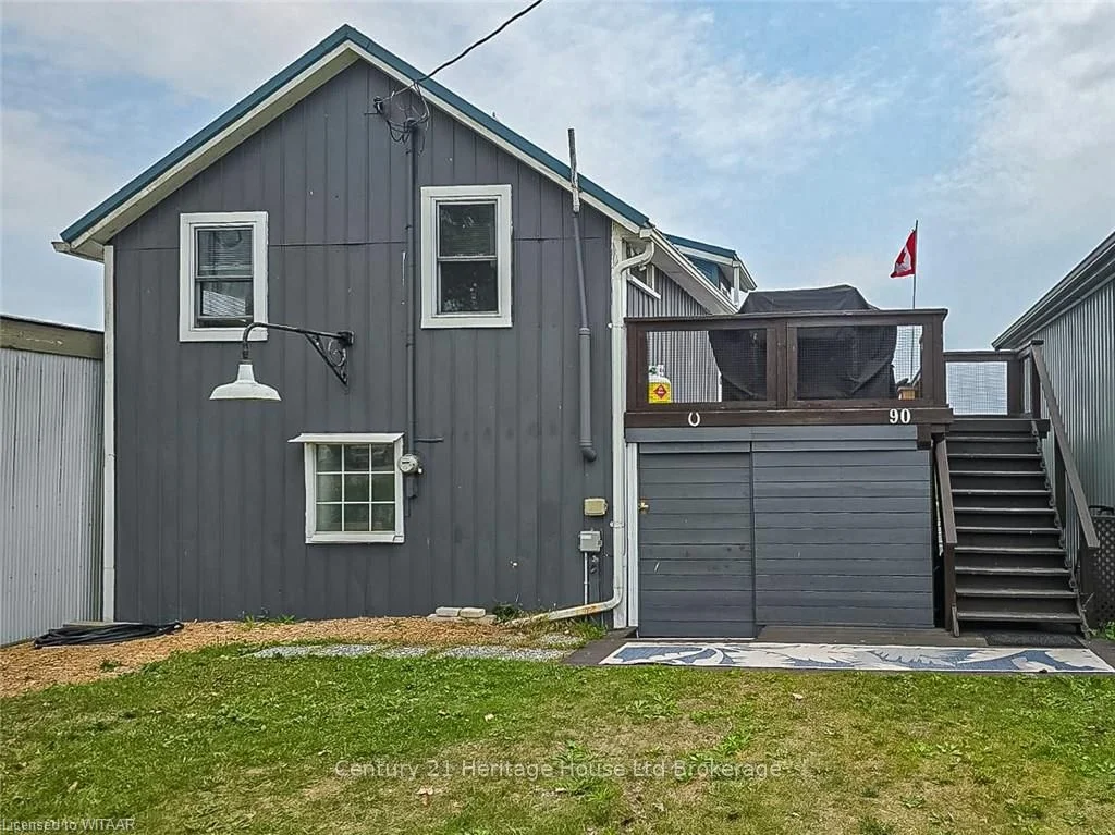 Detached in Norfolk County
