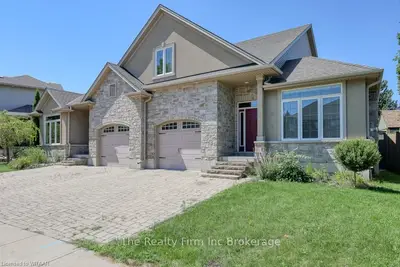 Semi-Detached in Woodstock