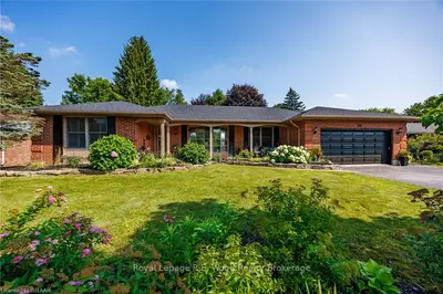 36 Glenridge Road, Tillsonburg, On N4g 4j8