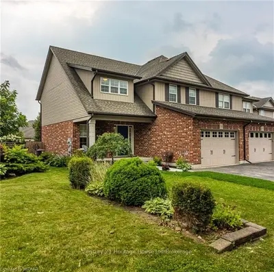 Semi-Detached in Woodstock