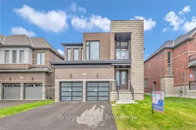 1247 Upper Thames Drive, Woodstock, On N4t 0m9