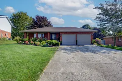 Detached in Tillsonburg
