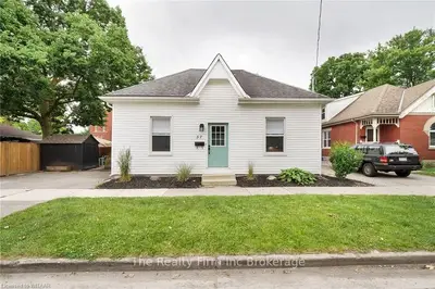 Detached in London East