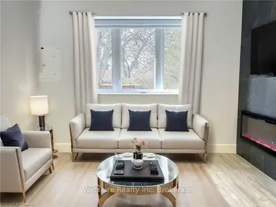 Condo Townhouse in Tillsonburg