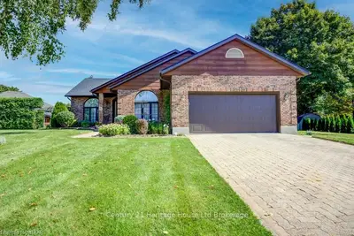 Detached in Tillsonburg