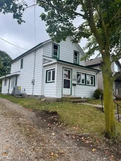 226 OXFORD Street, Woodstock, ON N4S 6B2