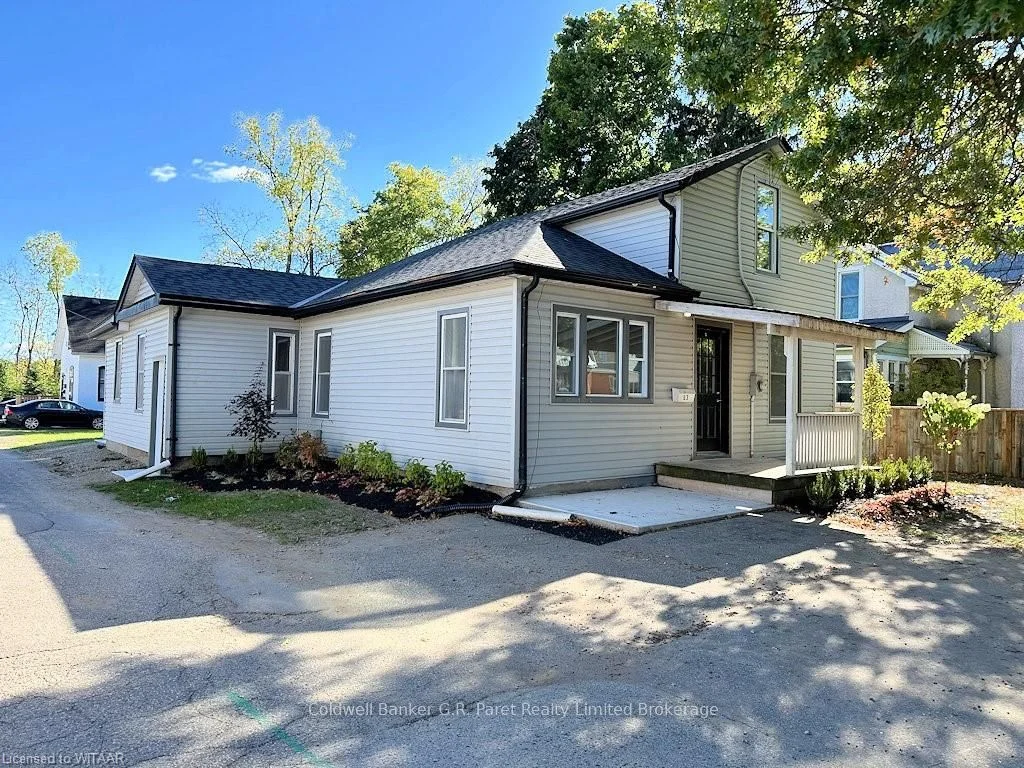 Detached in Tillsonburg