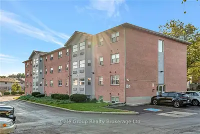 Condo Apartment in Woodstock