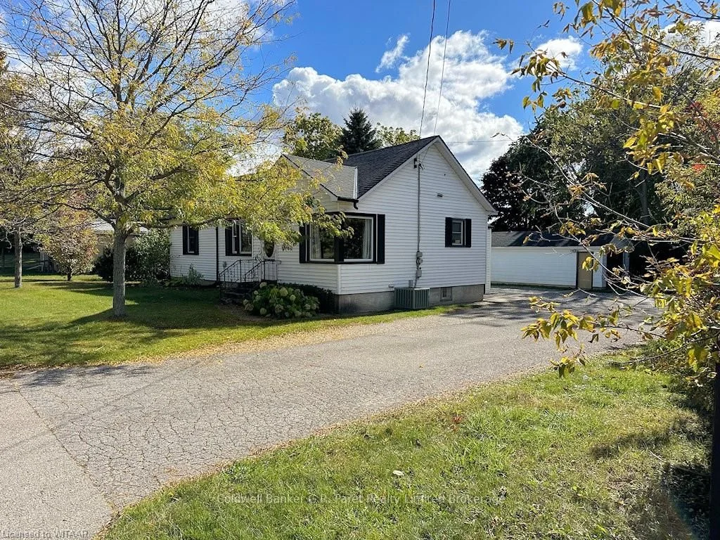 Detached in Tillsonburg