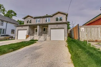 20 Bain Street, Woodstock, On N4s 5x8