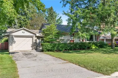 Detached in Tillsonburg
