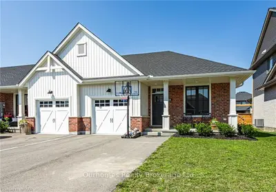 Att/Row/Townhouse in Tillsonburg