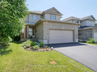 523 Ontario Street, Woodstock, On N4v 1h2