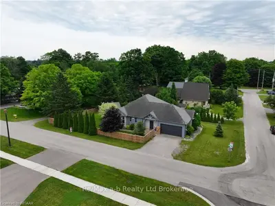 6 Maple Street, Norwich, On N0j 1r0