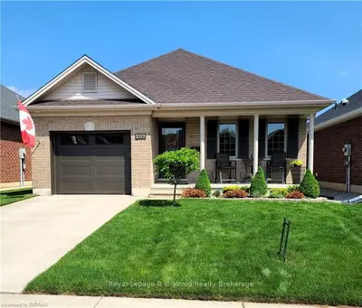 202 Baldwin Street, Tillsonburg, On N4g 5w3