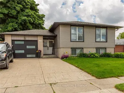 279 Cartier Drive, Woodstock, On N4s 7t9