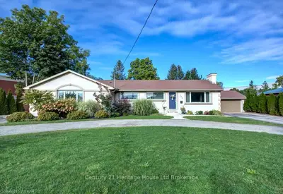 Detached in Ingersoll
