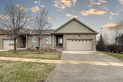 705 Bristol Street 60, Woodstock, On N4t 0c2