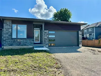 269 Pittock Park Road 14, Woodstock, On N4t 0r2