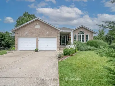 Detached in Ingersoll