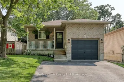 202 Mckeand Street, Ingersoll, On N5c 4e6