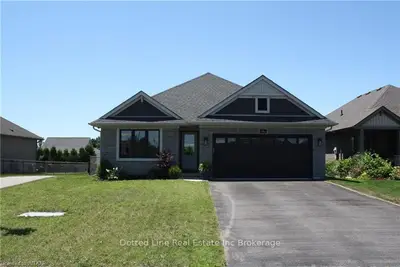 3 Nancy Court, Tillsonburg, On N4g 0g3